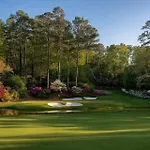 Golf Valcurone Semesteranläggning (resort) Momperone