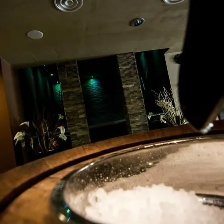 度假村 Golf Valcurone Momperone